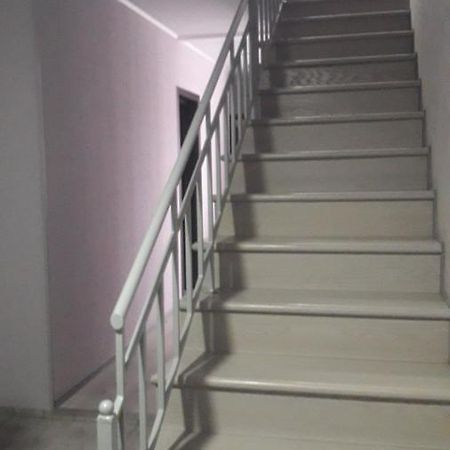 Guest House Max Khmelʼnytsʼkyy Exterior foto