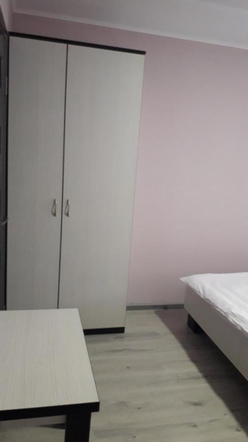 Guest House Max Khmelʼnytsʼkyy Exterior foto
