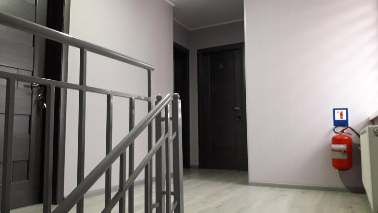 Guest House Max Khmelʼnytsʼkyy Exterior foto