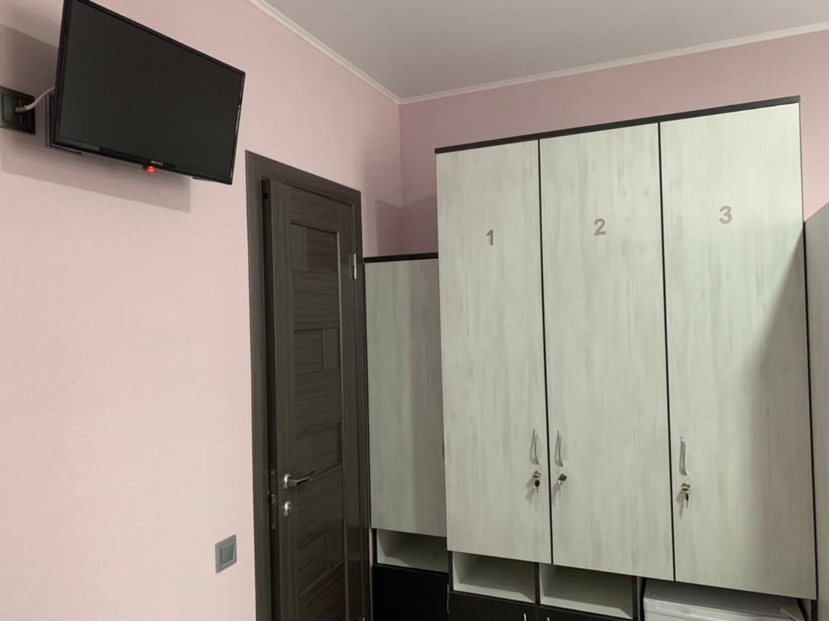 Guest House Max Khmelʼnytsʼkyy Exterior foto